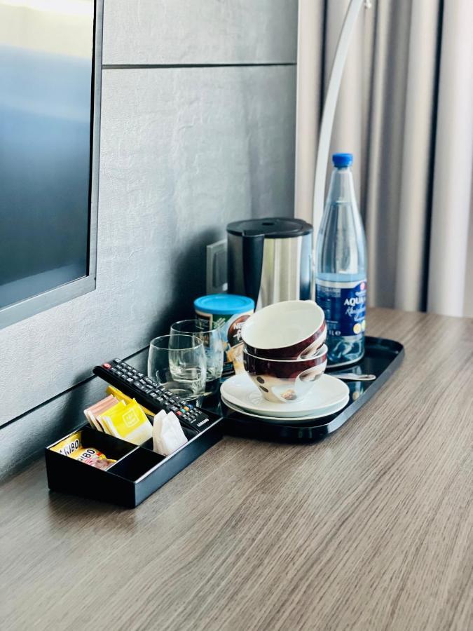 4* Boutique Zimmer Am Hafen + Oepnv & Tg Appartement Düsseldorf