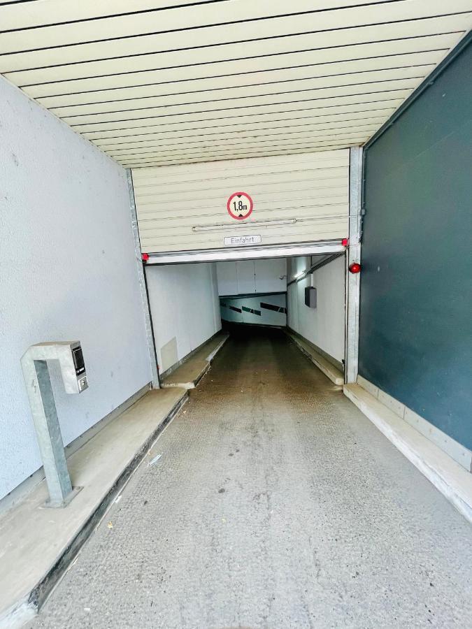 4* Boutique Zimmer Am Hafen + Oepnv & Tg * Düsseldorf